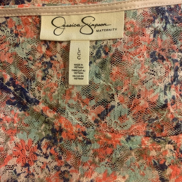 Jessica Simpson Maternity Spring Floral Dress - Picture 3 of 5
